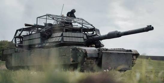 Ce M1 Abrams ukrainien a reçu des briques types russes pour augmenter sa survie